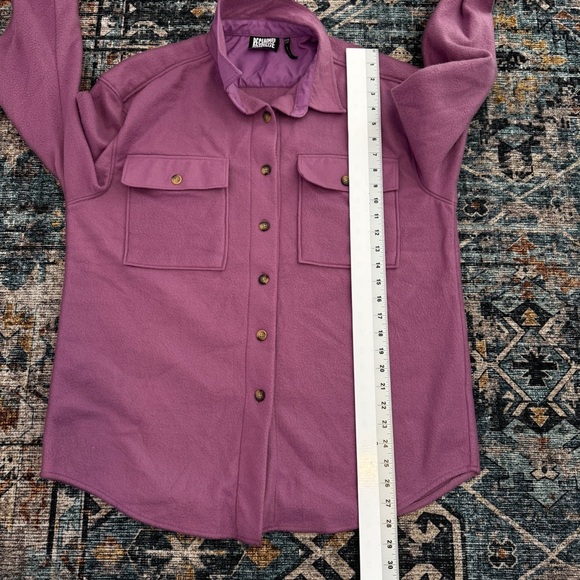 Reclaimed Vintage size 6 Flannel Fleece Top soft button up - Picture 7 of 7